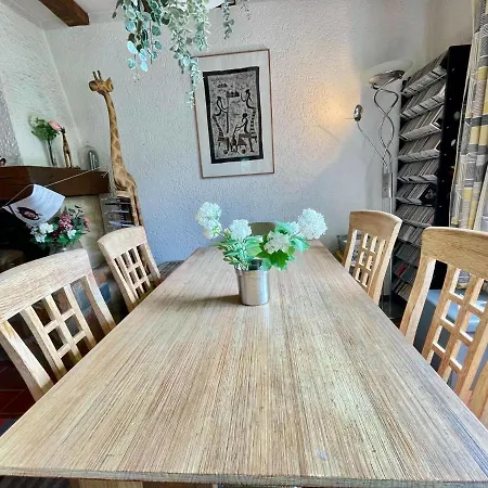 Charming Holiday In With Garden
